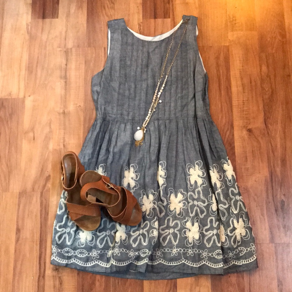 EUC size large boutique dress